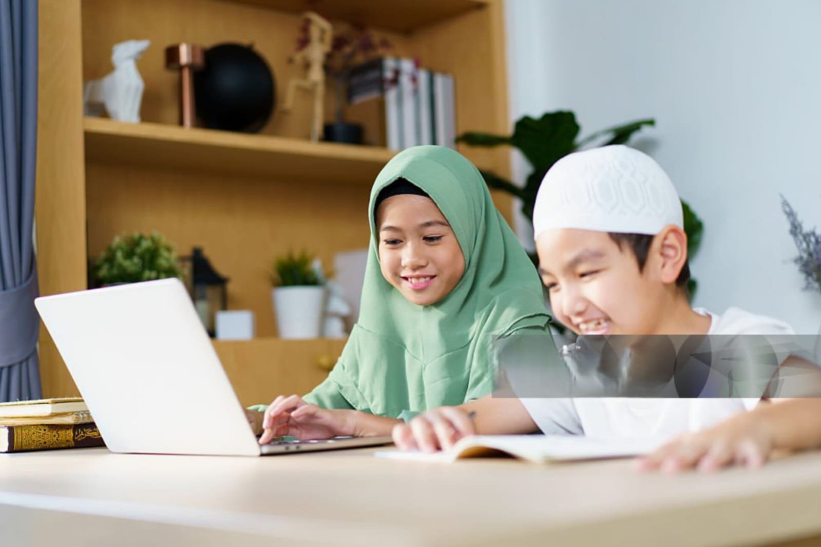 Top Benefits of Learning Tajweed and Tafsir with Expert Online Teachers